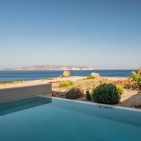 Milos Cove 5*