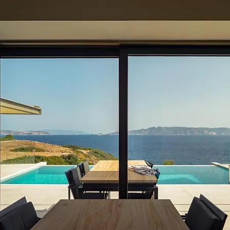 Milos Cove 5*