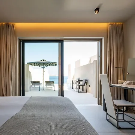 Milos Cove 酒店