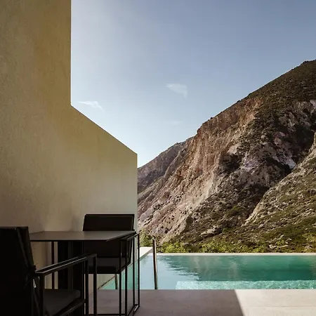 Milos Cove 5* Komia