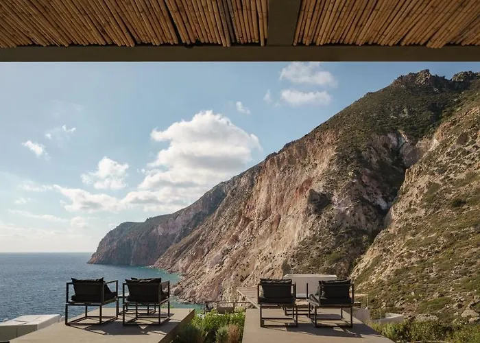 酒店 Milos Cove 5*